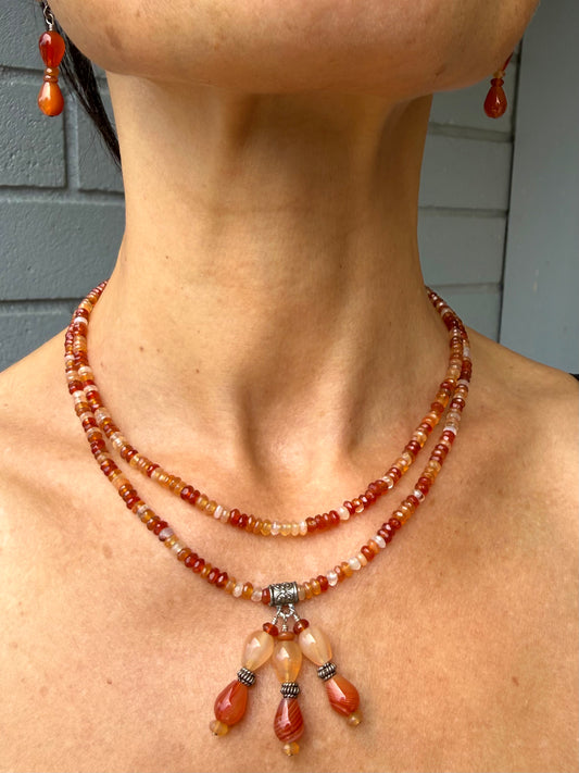 CARNELIAN NECKLACE & EARRINGS SET